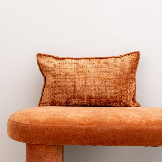 Sierkussen Ofelia cognac 30x50 cm